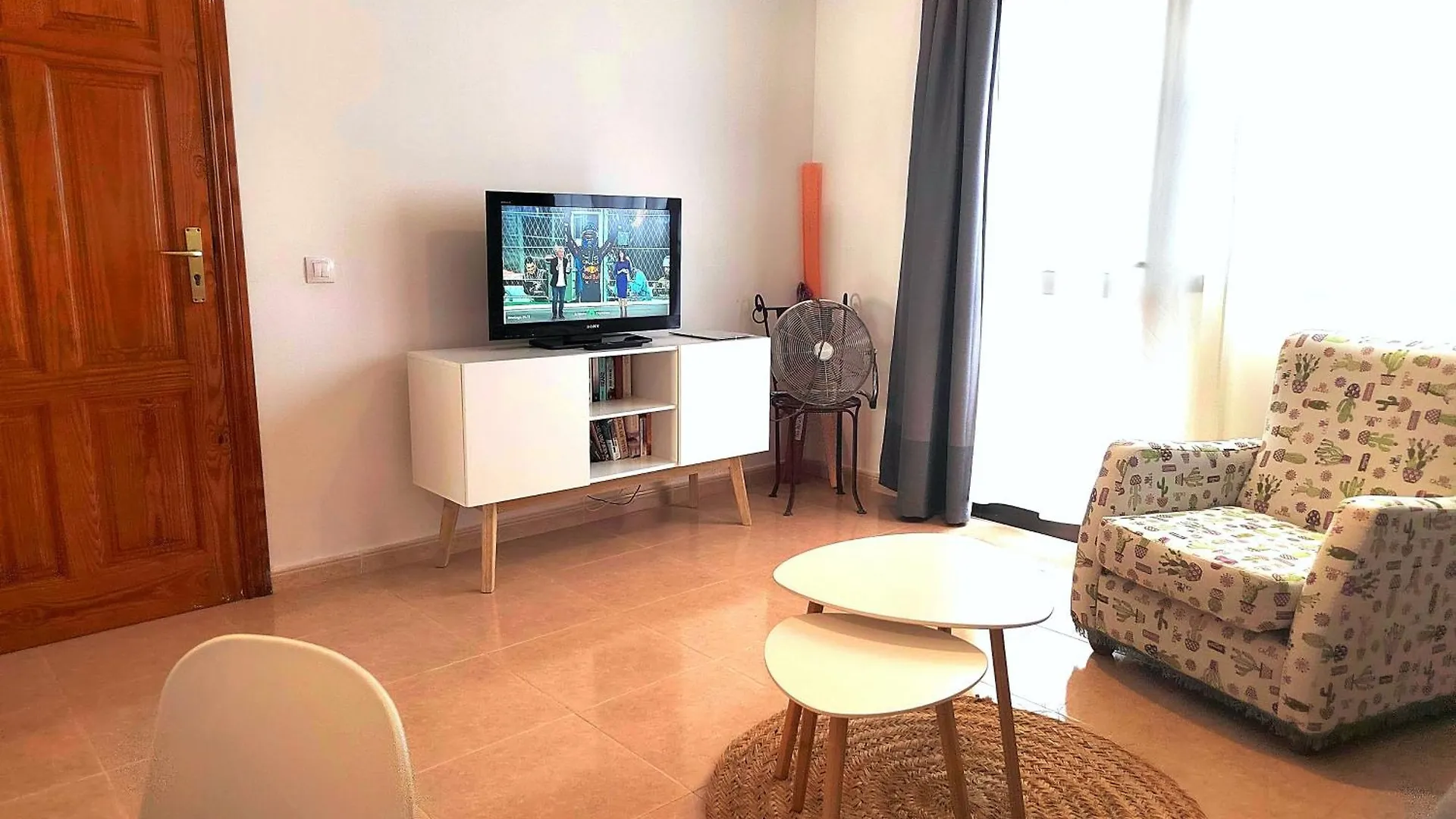 Tamarindo 28, Pool Front,Free Wifi Apartment Corralejo